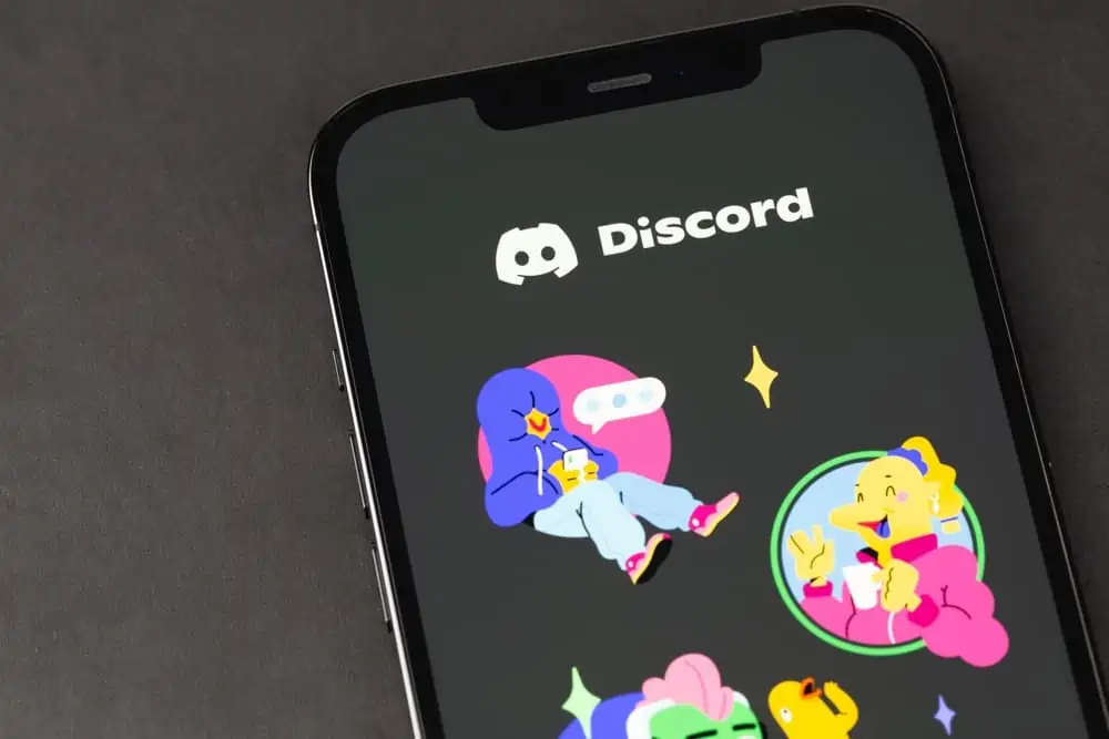 Hogyan lehet feloldani az üzeneteket a Discord Mobile-on?