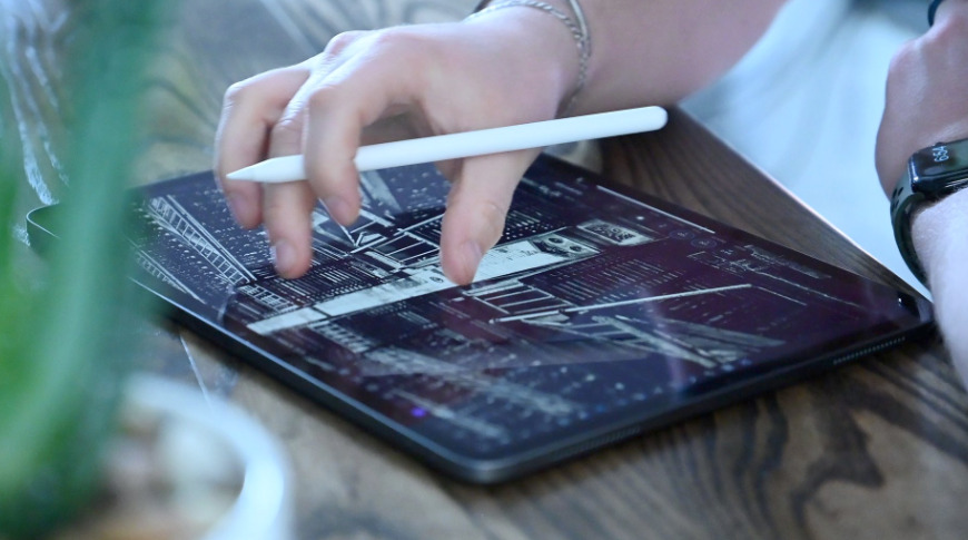  Apple、次期ミニ LED iPad および MacBook 用の超薄型回路基板のサプライヤーを獲得