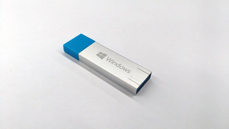 Hoe u opstartbare USB maakt zonder software in Windows 10 (met behulp van opdrachtprompt)