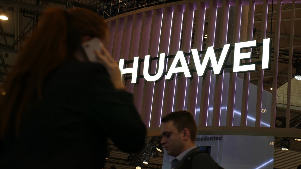 A Huawei ügyvezető igazgatója szerint a társaság a támogatás nélkül virágzással verte meg az Egyesült Államokat