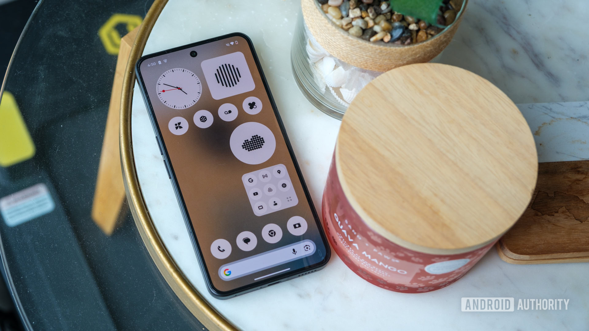 Je n'aime rien aux téléphones Android, mais il devient plus difficile de leur faire confiance