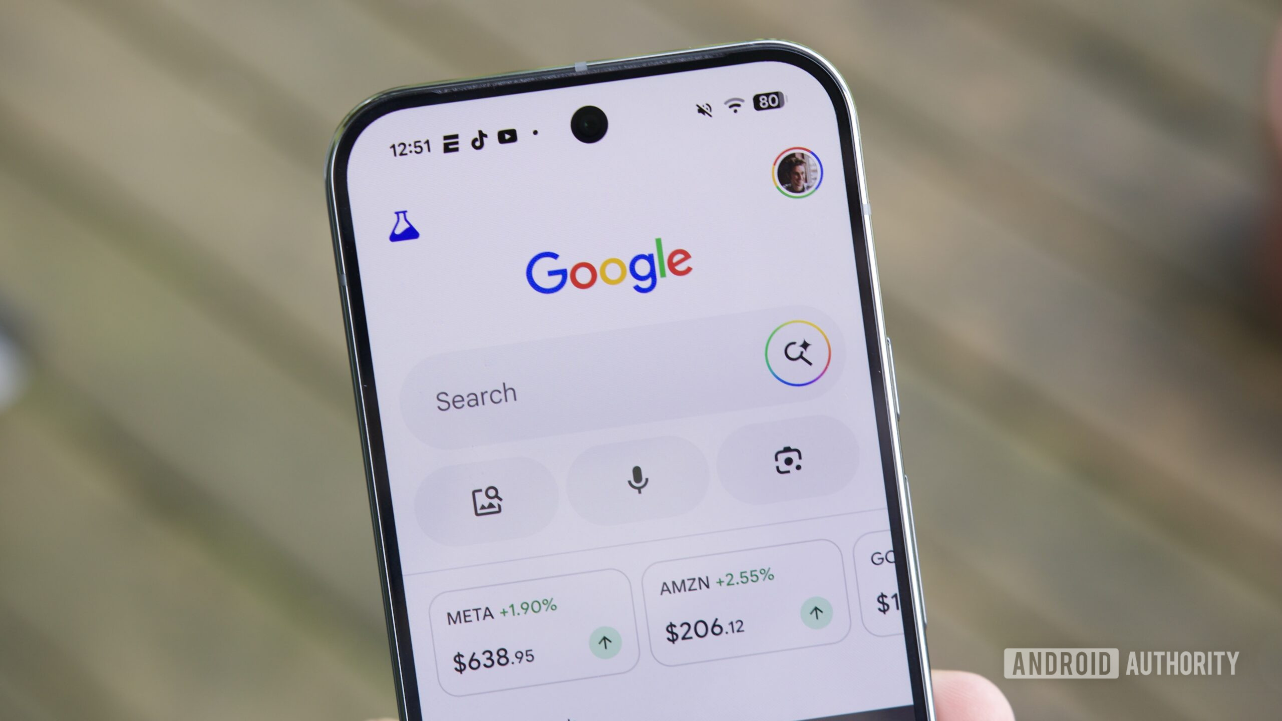 Twój kanał Google Discover może wkrótce być bardziej konfigurowalny (APK Teardown)