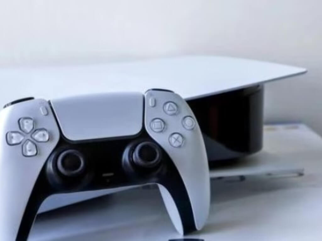 PS6は、ベースPS5を介してメジャーレイトレースアップグレードを提供するために傾けています