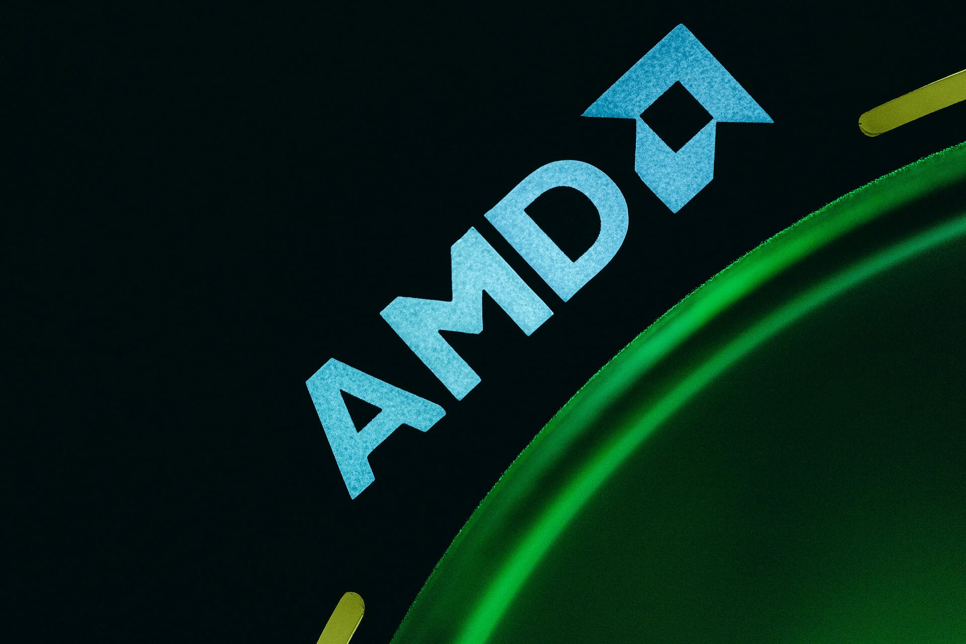 AMD lancia Ryzen 5 5600F, Ryzen 5 9500F e Ryzen 7 9700F come nuove CPU "Serie F" per AM4 e AM5