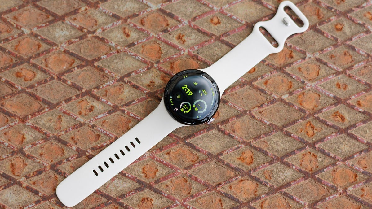 A $ 100 di sconto, il pixel orologio da 45 mm 3 con LTE rifiuta solo di rinunciare alla sua corona