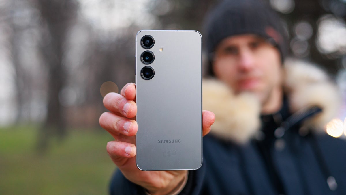 Η Samsung ξεκινά να κυκλοφορεί σταθερό ένα UI 8 σε συσκευές Galaxy S25