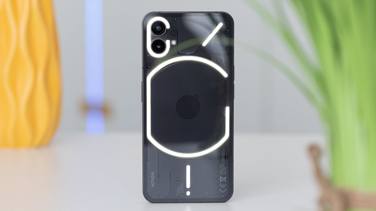 Nic Phone (1) osiągnął koniec życia, ale to nie musi być koniec drogi