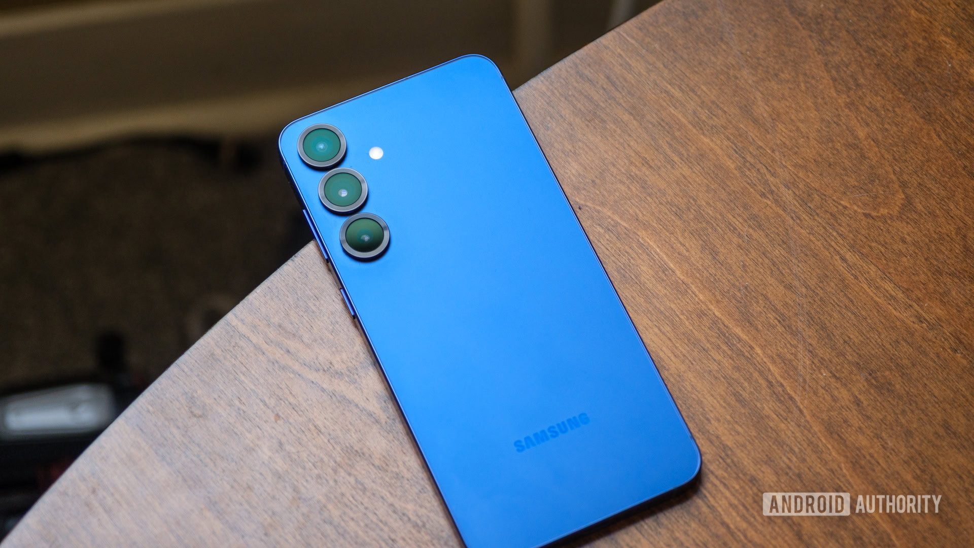 Samsung n'a pas confiance dans les téléphones minces, se remet au travail sur Galaxy S26 Plus