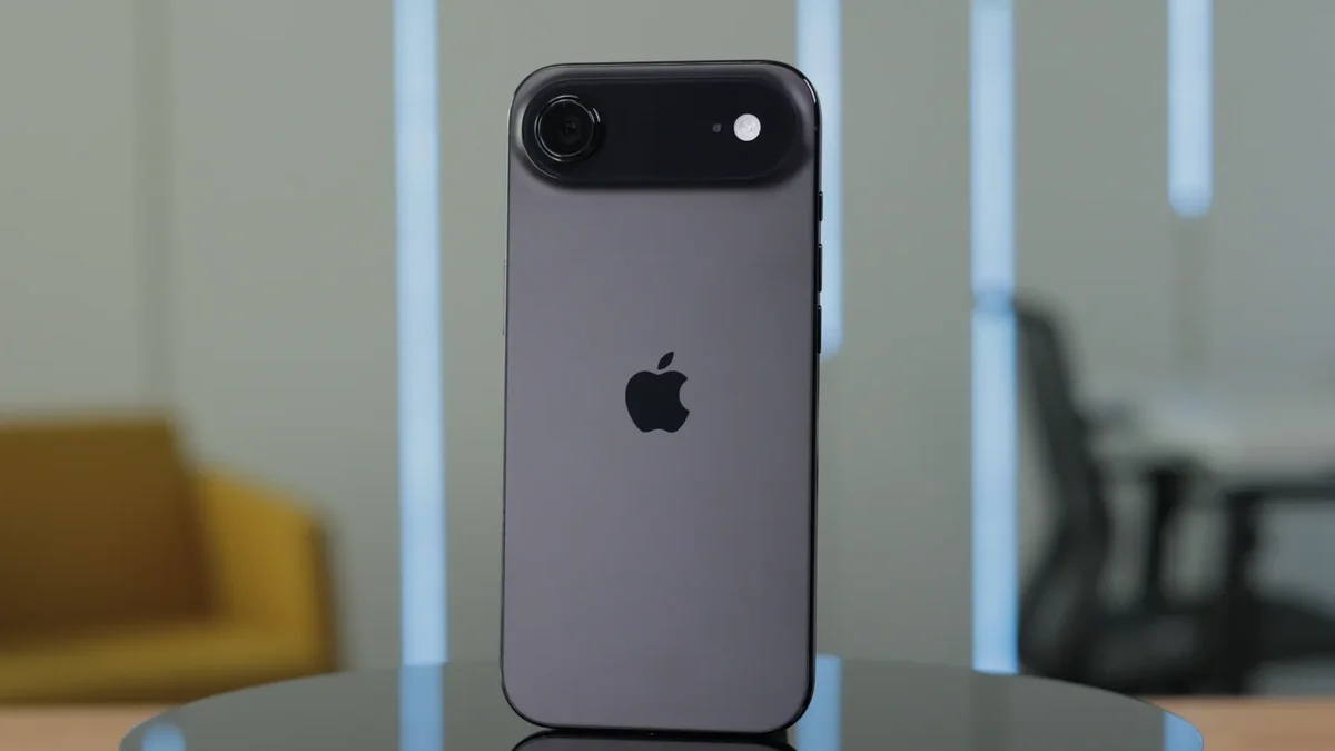 Apple ha ritirato iOS 26.2 beta 1 da alcuni iPhone ed ecco perché potresti non essere in grado di installarlo