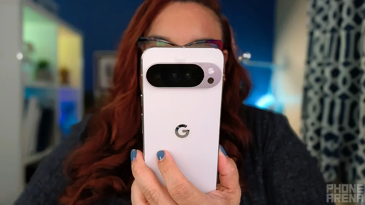 Google publie une mise à jour qui inclut les lignes Pixel 6 et Pixel 7