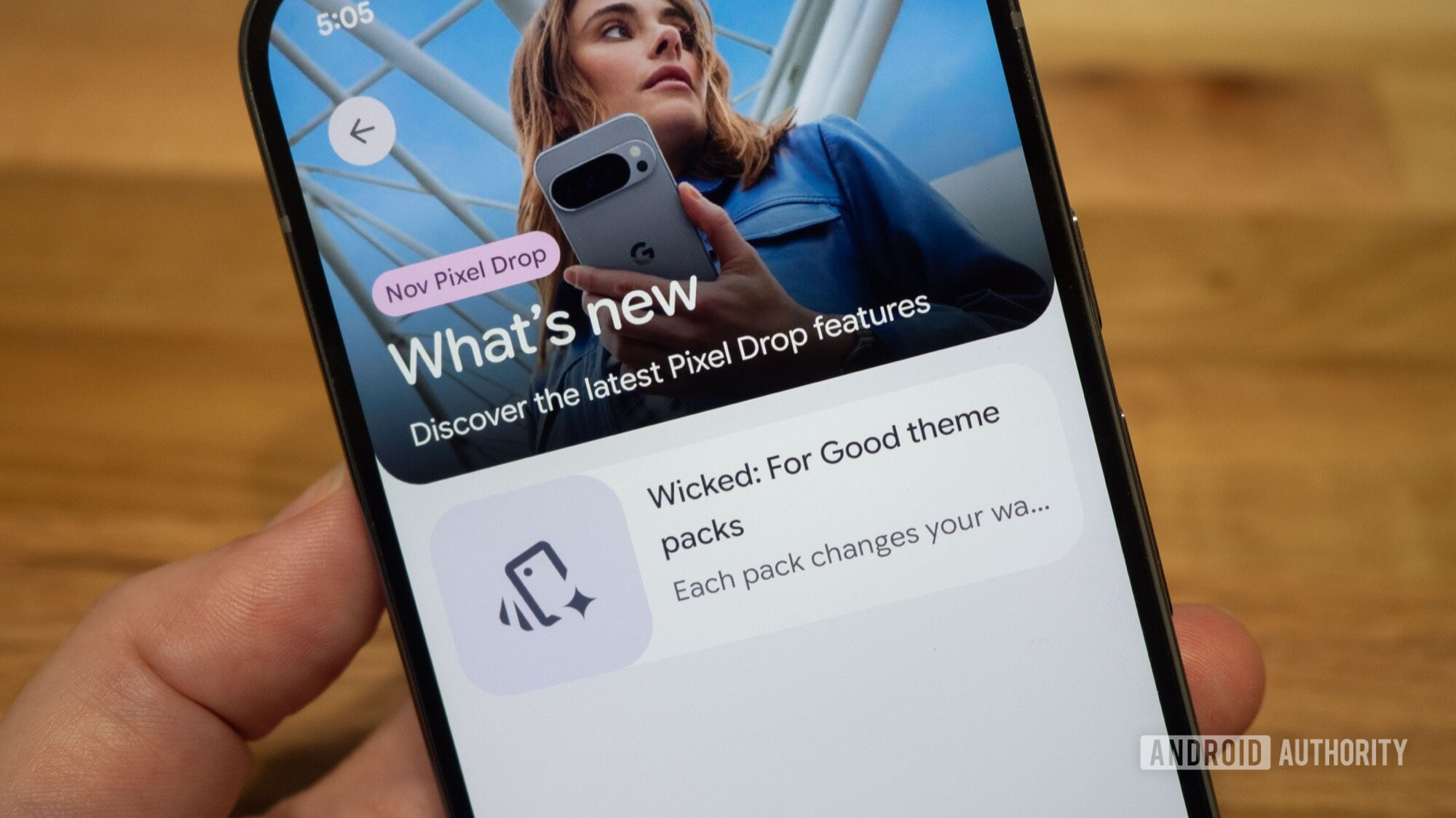 J'ai téléchargé le Pixel Drop de novembre et tout ce que j'ai obtenu, ce sont des packs de thèmes Wicked.