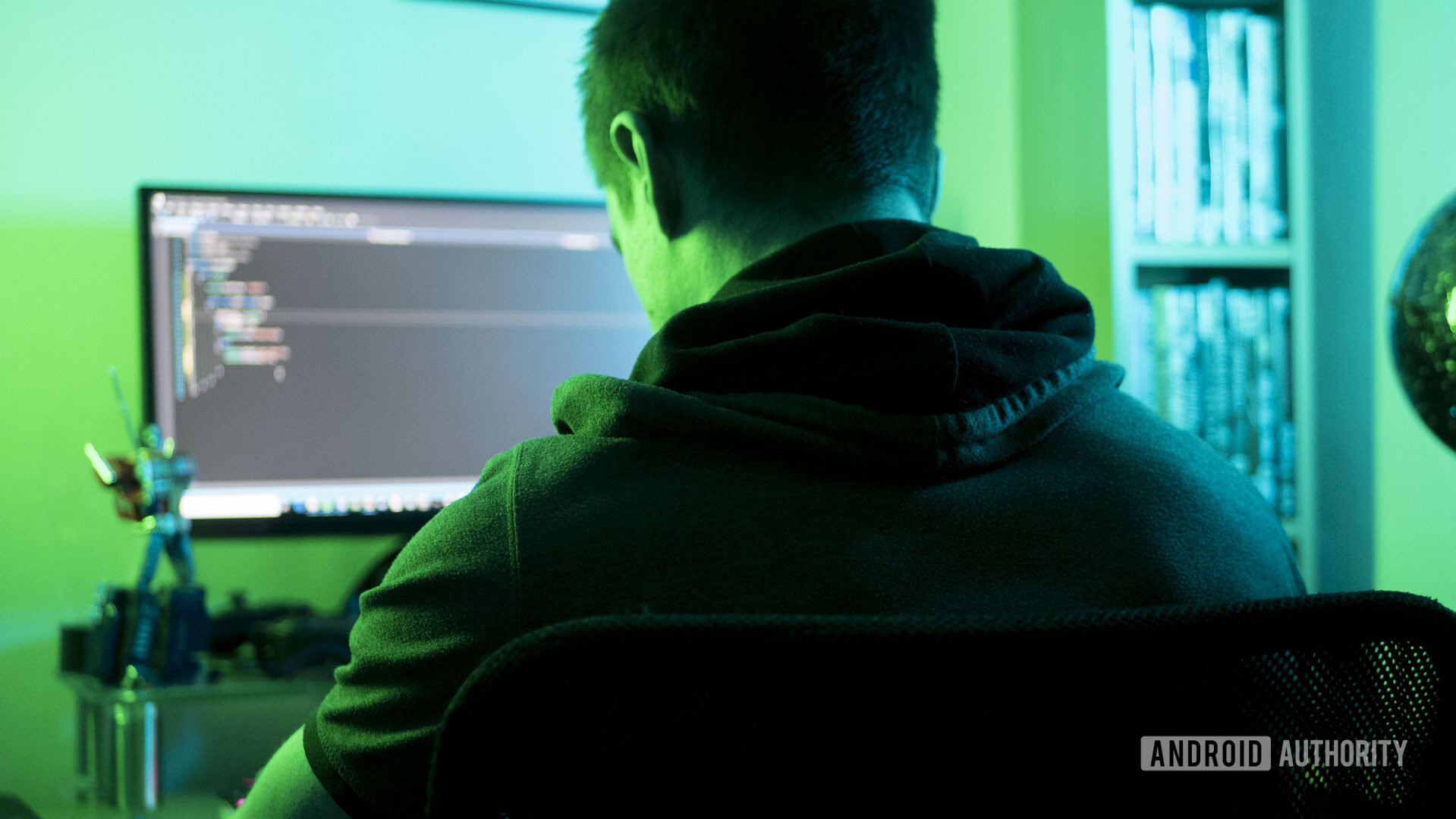 „Google“ naikina savo tamsiojo žiniatinklio ataskaitą, nes vartotojai nežinojo, ką su ja daryti