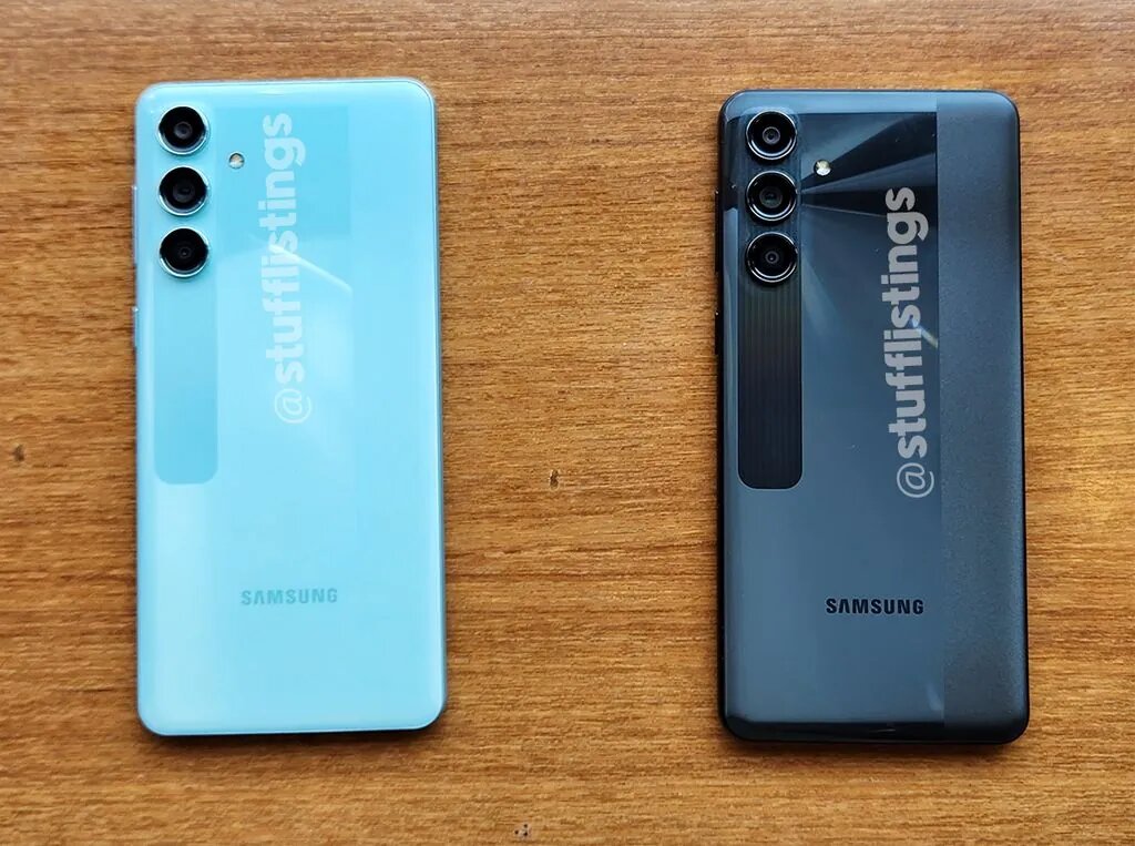 Samsung Galaxy M55S Imagens reais vazadas: uma fusão de design fosco, brilhante e listrado