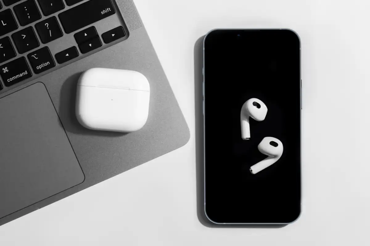 Apple AirPods が切断され続ける問題を解決する 9 つの方法